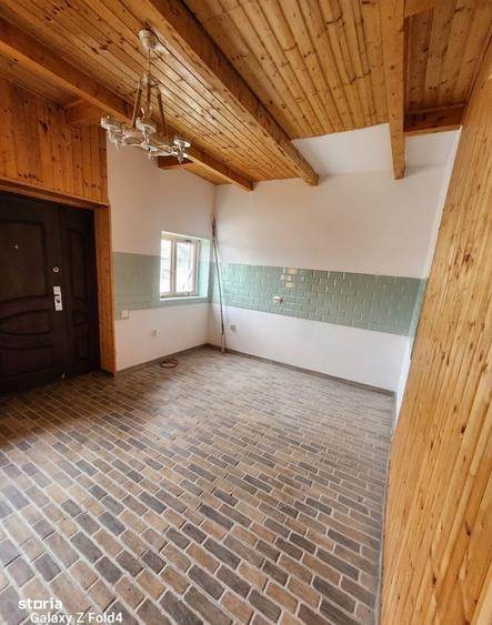 Casă cu 2 camere cu Teren 451 Mp în Cazasu