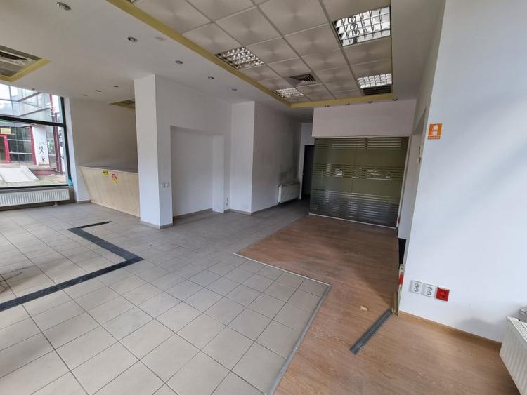 Spațiu comercial, de 110 mp, în 9 Mai
