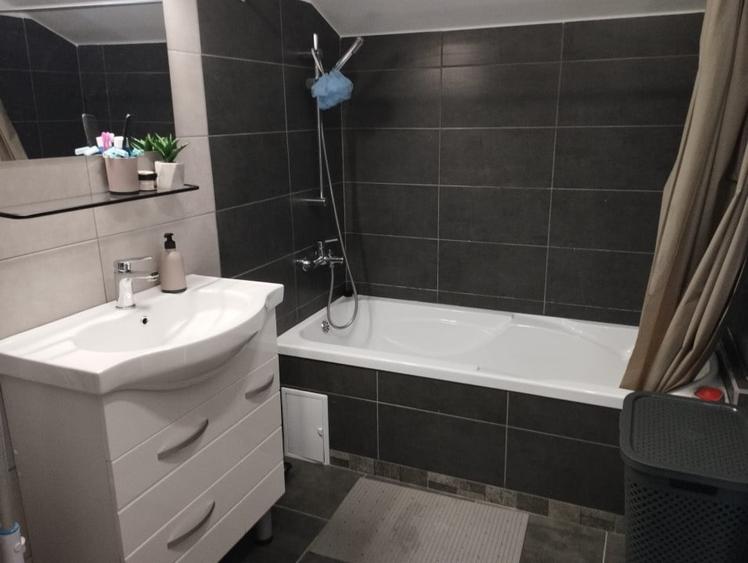 Apartament de 4 camere pe 2 nivele, 120 MP, 2 bai, zona Stejarului - 13