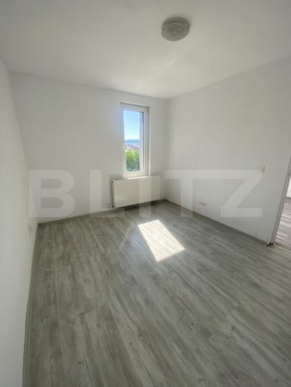 Apartament de vânzare, 2 camere, etaj intermediar, zona Decebal - 2