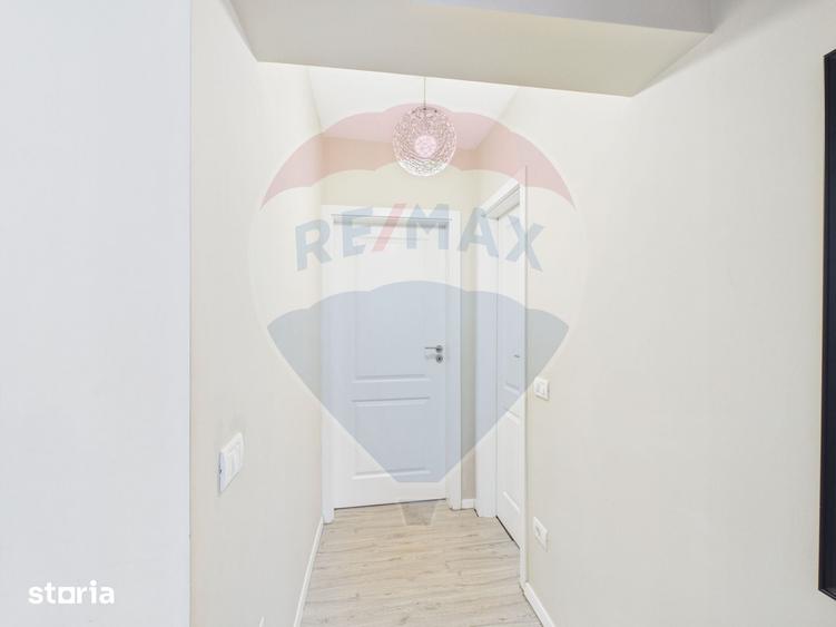 Apartament cu 3 camere în Tei