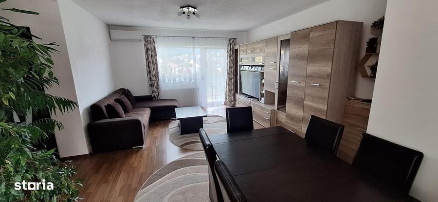 Apartament cu 3 camere în Central — fotografia 3