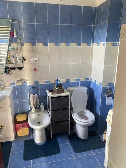 Apartament cu 3 camere decomandat în Micro 16