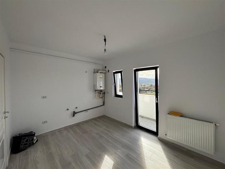 Apartament cu 2 camere decomandat în Dancu