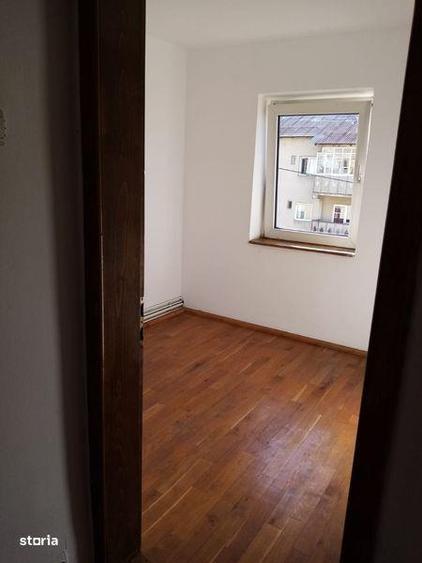 Apartament cu 4 camere în Central