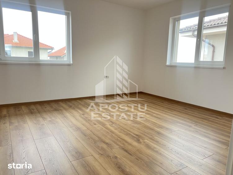 Duplex P+E, 4 camere, 2 locuri de parcare, in Sanandrei - 2