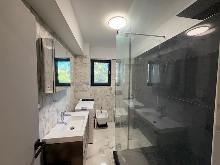 Apartament cu 2 camere decomandat, mobilat în Copou