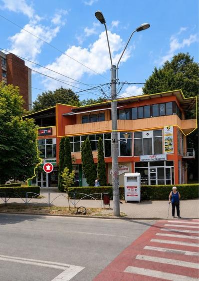 Spațiu comercial, de 200 mp, în Central