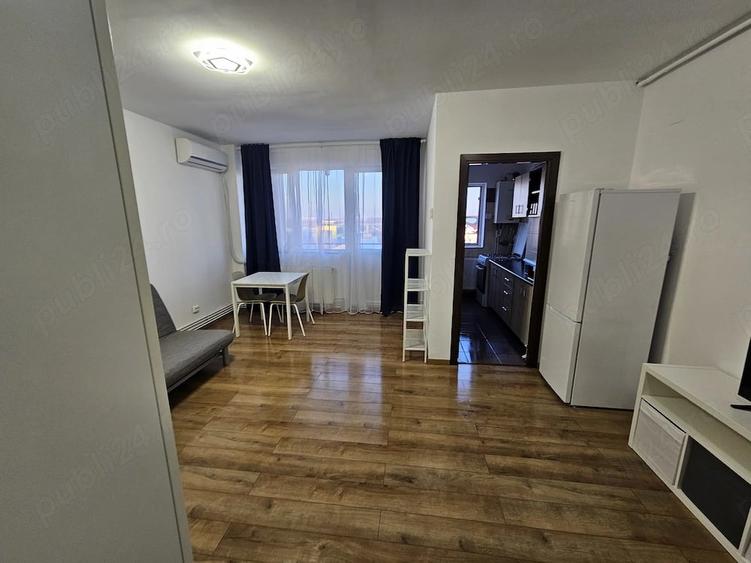 Garsonieră decomandată în Vitan