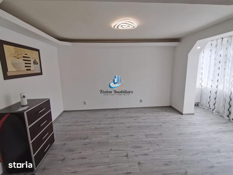 Apartament cu 2 camere decomandat în Sud