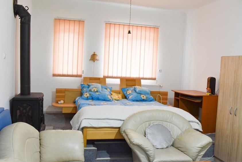 Casă cu 2 camere în Central