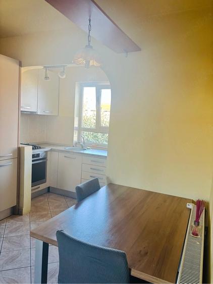 Apartament cu 2 camere semidecomandat în Funcționarilor