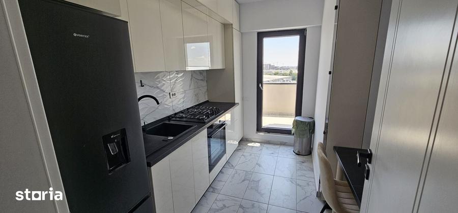 Apartament cu 2 camere decomandat în Titan