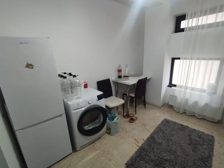 Apartament cu 2 camere semidecomandat în Copou