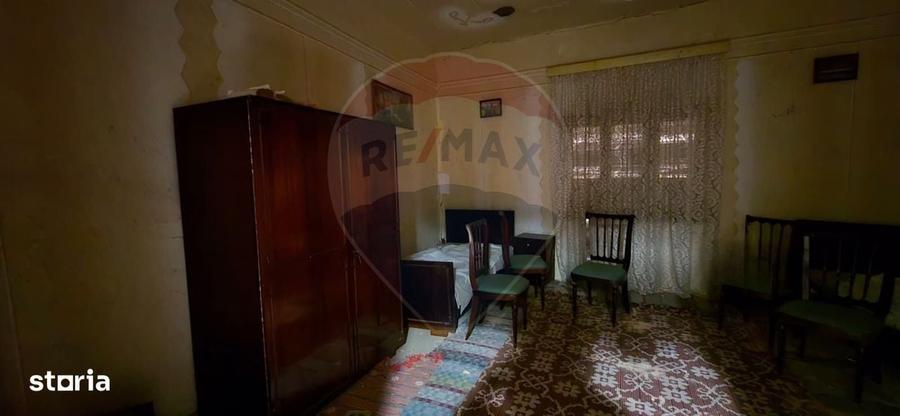 Casă cu 3 camere cu Teren 936 Mp în Socodor