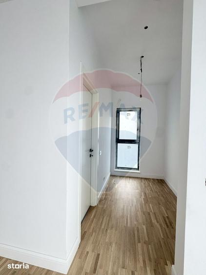 Casă cu 4 camere cu Teren 446.92 Mp în Corbeanca