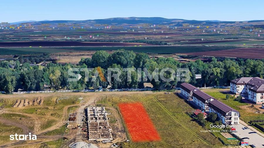 Teren de 2000 mp, în Tractorul