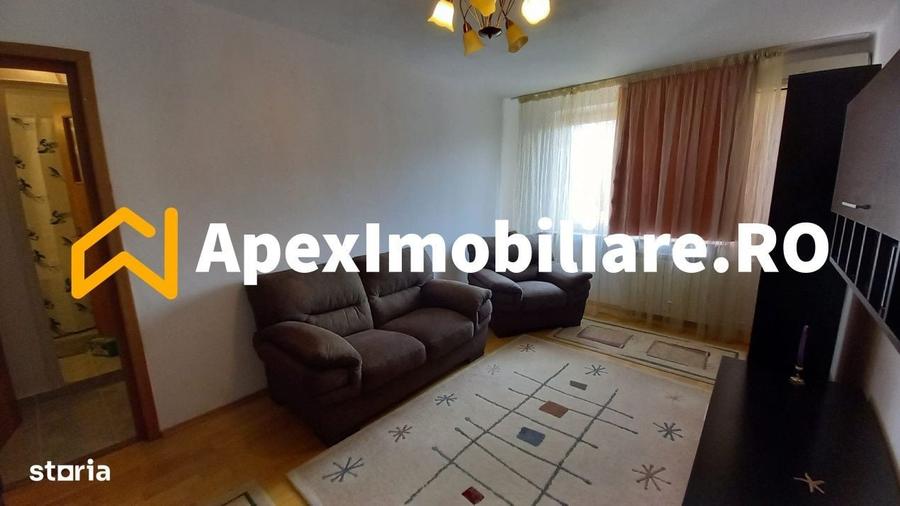 Apartament cu 3 camere semidecomandat în Iancului