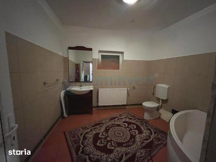 Casă cu 4 camere cu Teren 281 Mp în Central