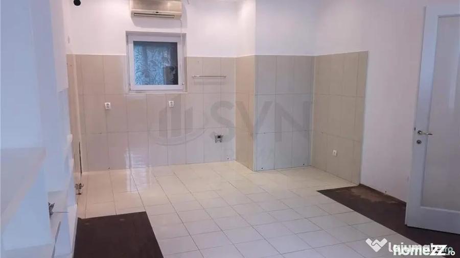 Casă cu 5 camere cu Teren 15 Mp în Știrbei Vodă