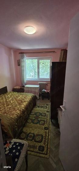 Apartament cu 3 camere decomandat în Tomis Nord