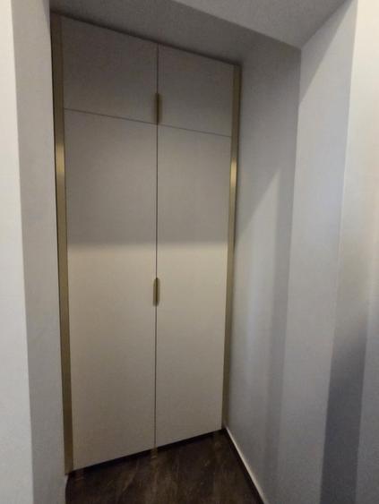 STUDIO | PENINSULA | AFACERE LA CHEIE - 7
