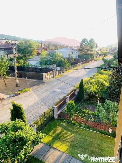 Casă cu 3 camere cu Teren 861 Mp în Central