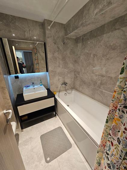 Apartament cu 2 camere decomandat, mobilat în Vitan Mall