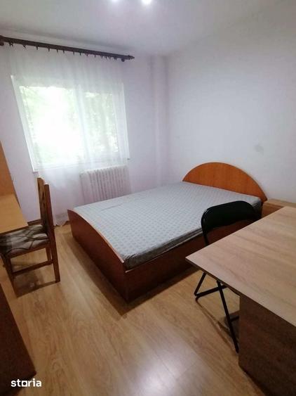 450euro/luna, Podul de Fier intersectie, apartament 2 camere, etaj 2 - 6