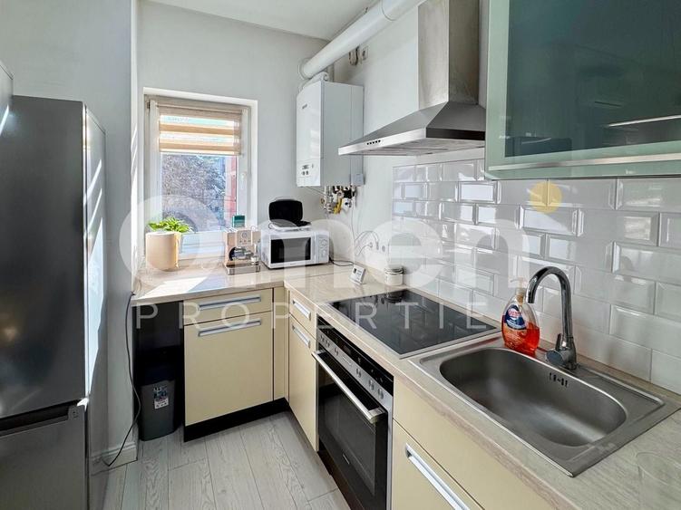 Apartament cu 2 camere decomandat, mobilat în Ultracentral