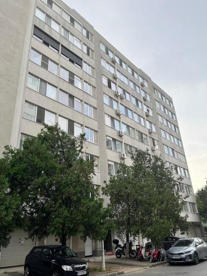 De vanzare 2 camere in zona Titan - 2
