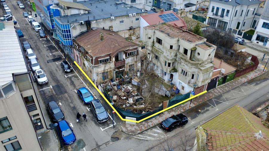 Teren Construcții intravilan de 399 mp, în Central