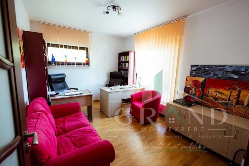 Casă individuală cu 5 camere cu Canalizare în Dâmbul Rotund