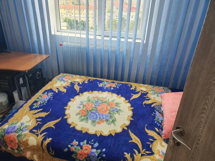 Apartament cu 3 camere decomandat în Ostroveni