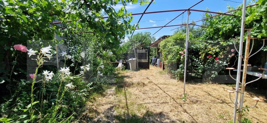Casă individuală cu 3 camere cu Teren 905 Mp în Pielești
