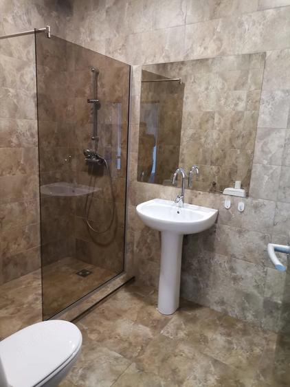 Spațiu comercial, de 435 mp, în Exterior Vest