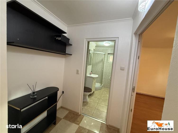 Apartament cu 2 camere semidecomandat în Central
