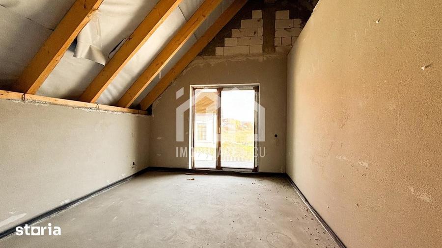 Casă cu 4 camere cu Teren 800 Mp în Jucu