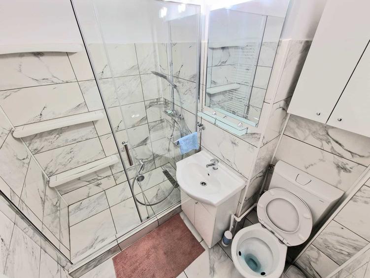 Proprietar inchiriez apartament o camera,central,Mazepa I, G-uri, mobilat si utilat - 1