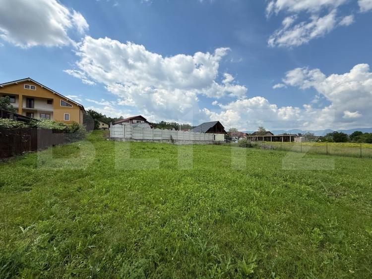 Teren Construcții intravilan de 765 mp, în Nord-Vest