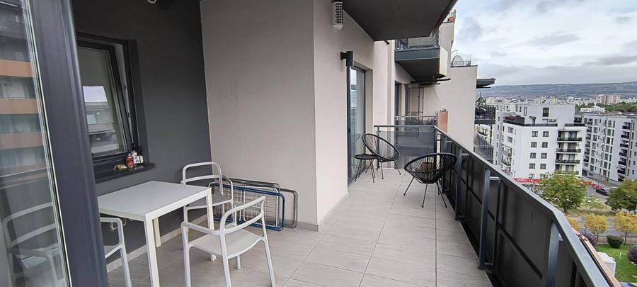 Apartament cu 2 camere semidecomandat în Sopor