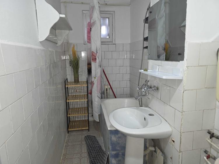 Apartament cu 2 camere semidecomandat în Exercițiu