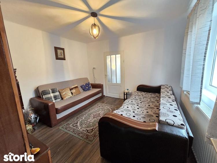 Casă cu 2 camere cu Teren 395 Mp în Șotânga