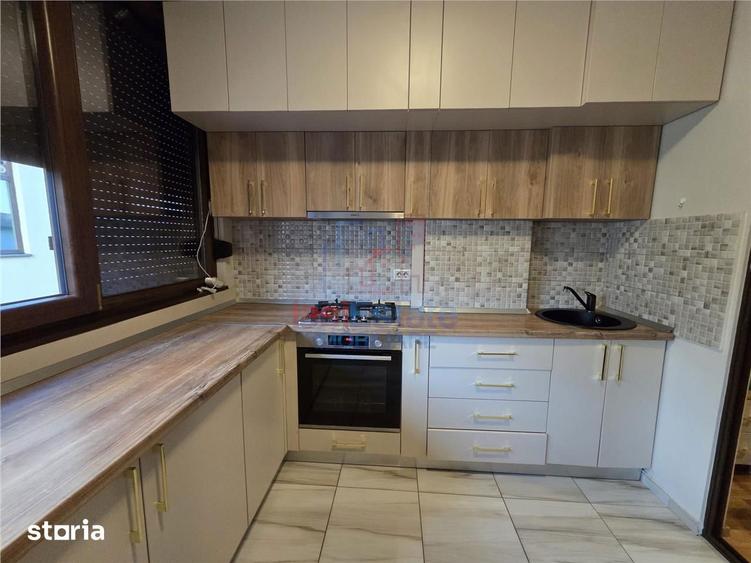 Apartament cu 3 camere în Valea Adâncă