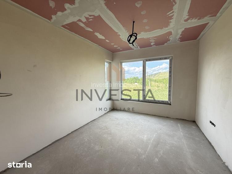 Triplex nou, 113 mp utili + curte, Apahida disponibil si la pachet!
