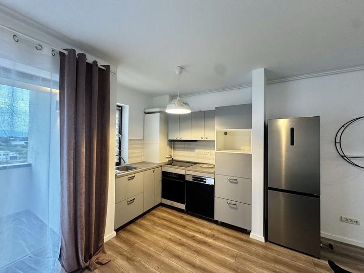 Apartament cu 2 camere semidecomandat în Sud