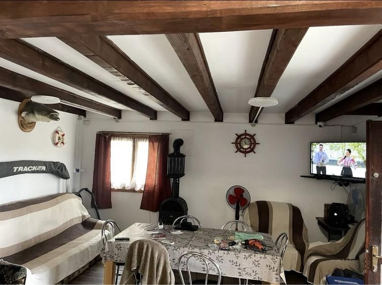 Casă cu 4 camere cu Teren 333 Mp în Mila 23