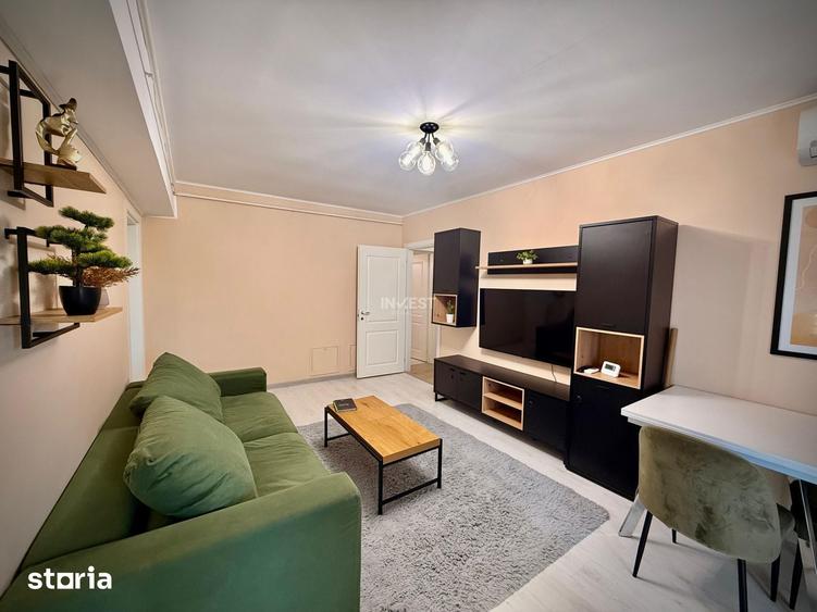 Apartament cu 3 camere în Podu Roș