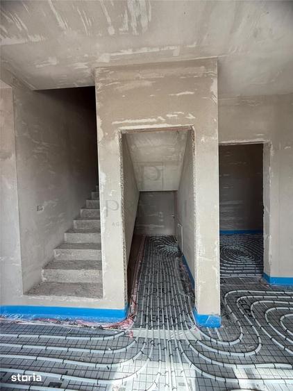 DUPLEX-FOARTE SPATIOS-TEREN GENEROS - COMPARIMENTARE EXCELENTA - 2