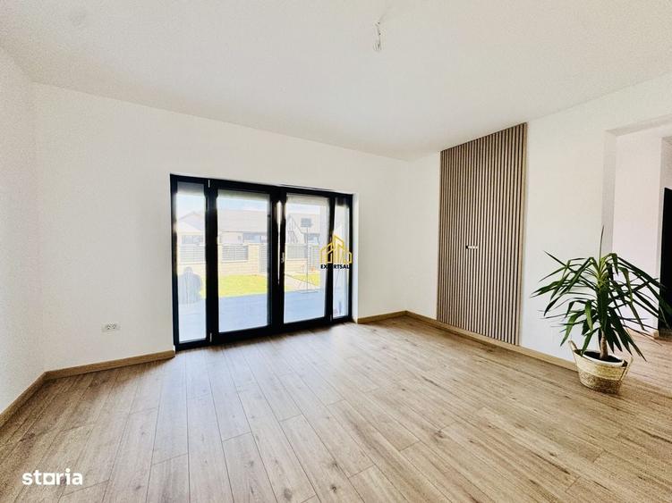 Casă cu 4 camere în Falaștoaca